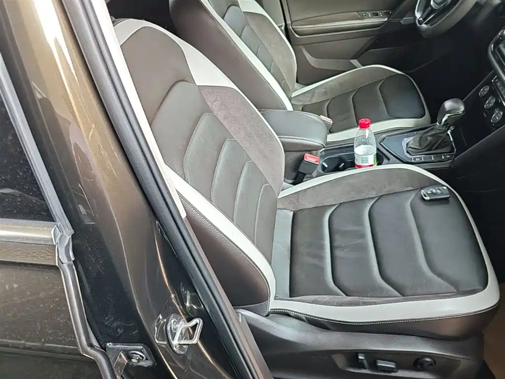 Volkswagen Tiguan L 2017 — фото 25