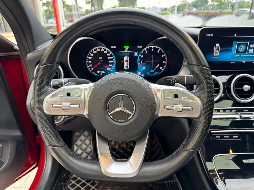Mercedes-Benz C-Class 2021