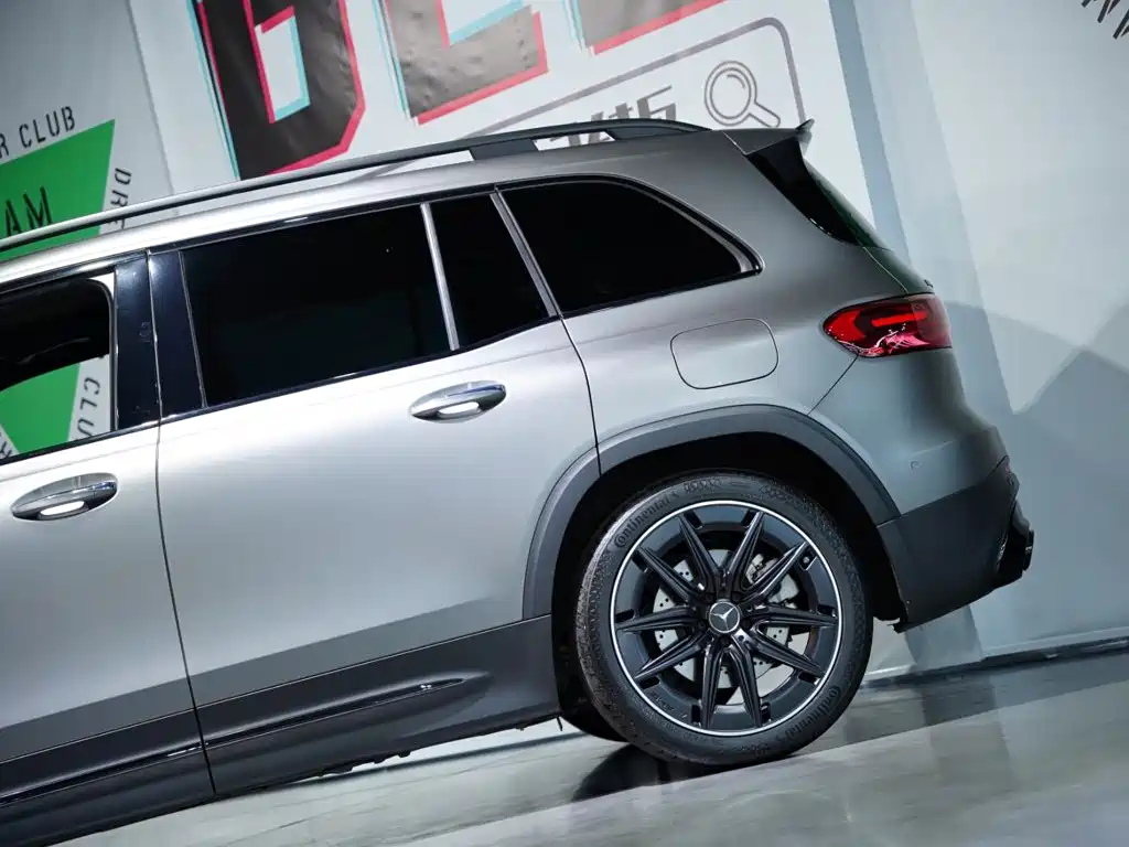 Mercedes-Benz GLB AMG 2024 — фото 5