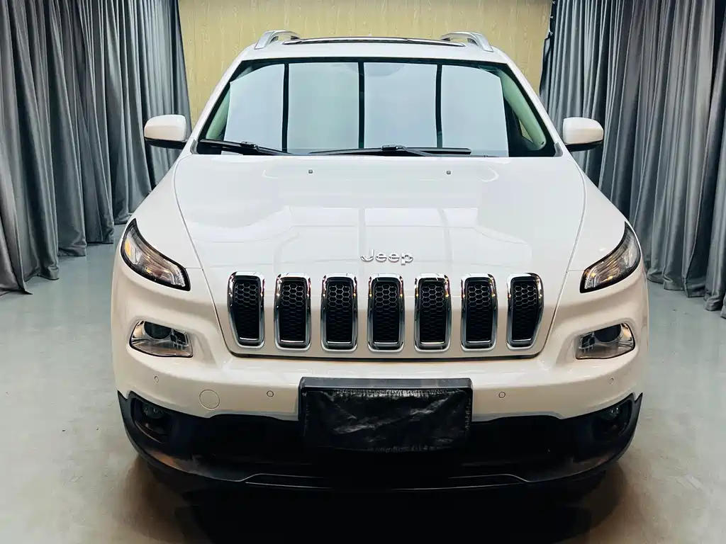 Jeep Cherokee 2016