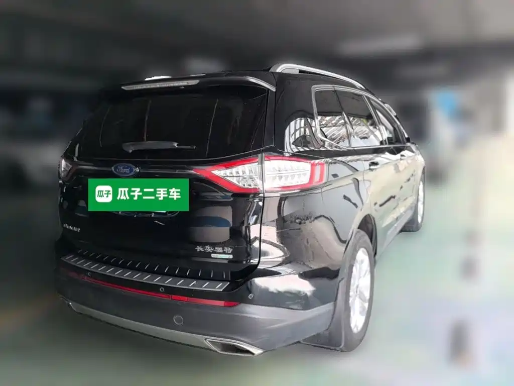 Ford Edge 2018 — фото 14