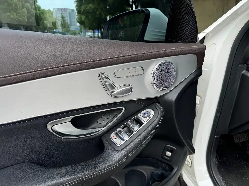 Mercedes-Benz GLC 2020 — фото 4