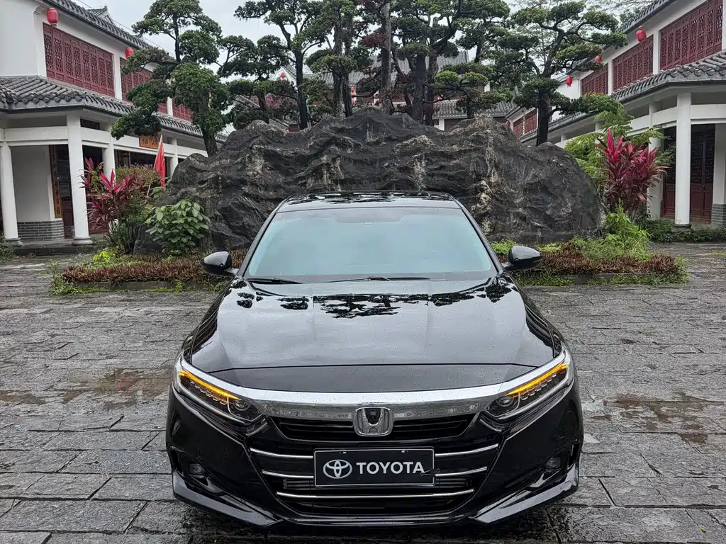 Honda Accord 2022 — фото 2