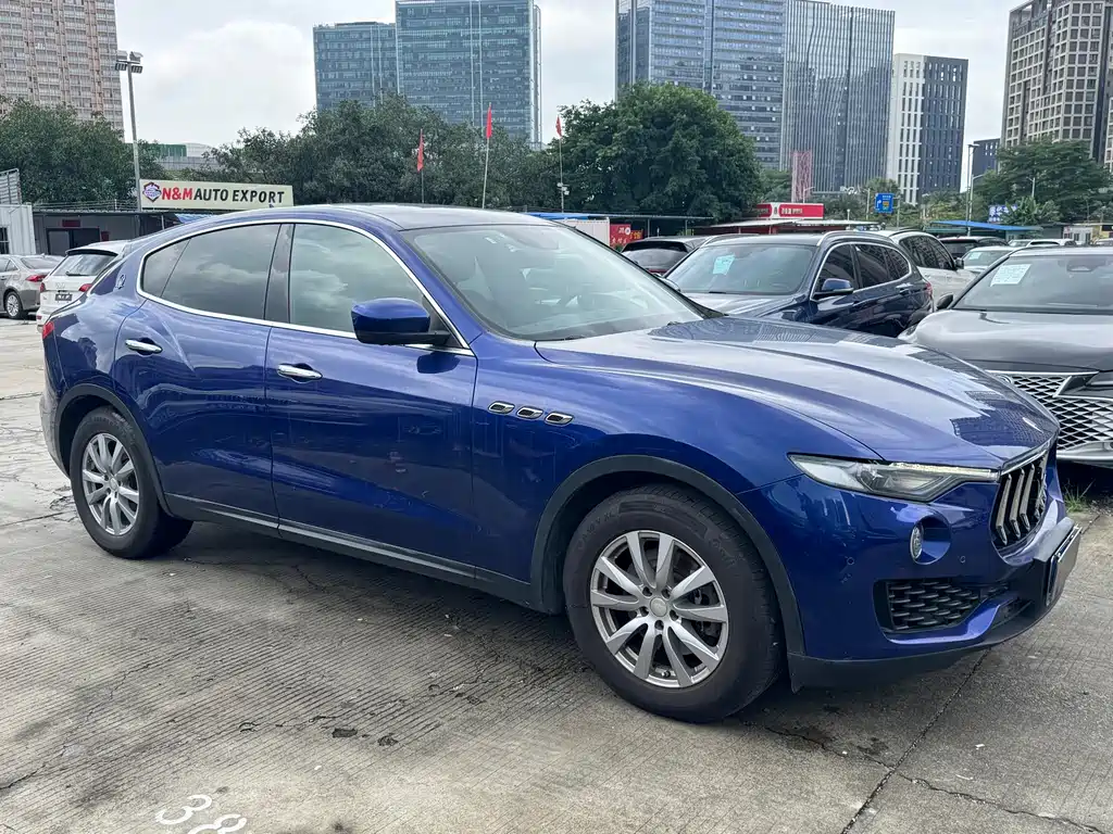 Maserati Levante 2017 — фото 5
