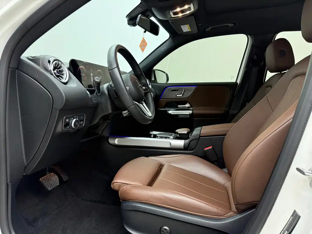 Mercedes-Benz GLB 2022 — фото 15