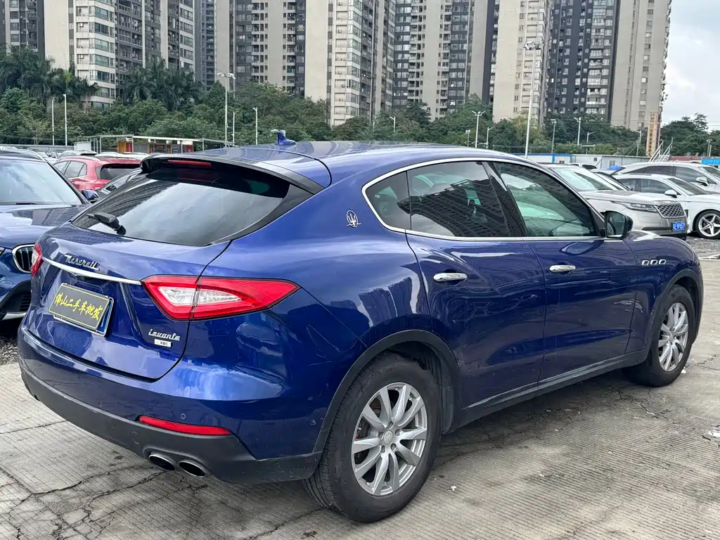 Maserati Levante 2017 — фото 4