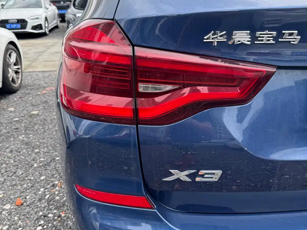 BMW X3 2019 — фото 18