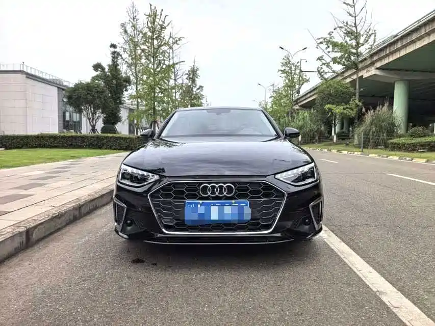Audi A4L 2020 — фото 2