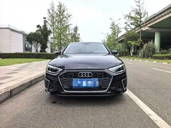 Audi A4L 2020