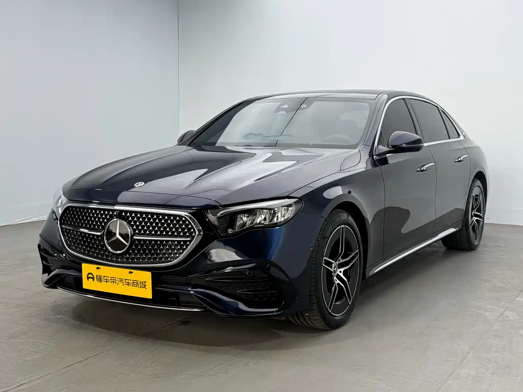 Mercedes-Benz E-Class 2024 — фото 1