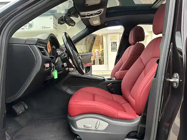 Porsche Macan 2016