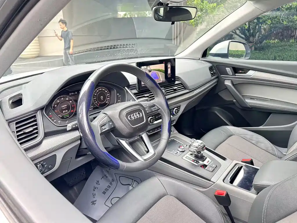 Audi Q5L 2019 — фото 7