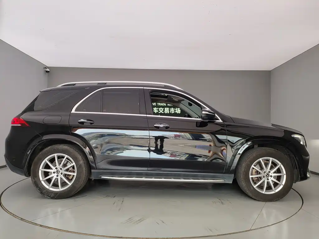 Mercedes-Benz GLE 2021 — фото 34