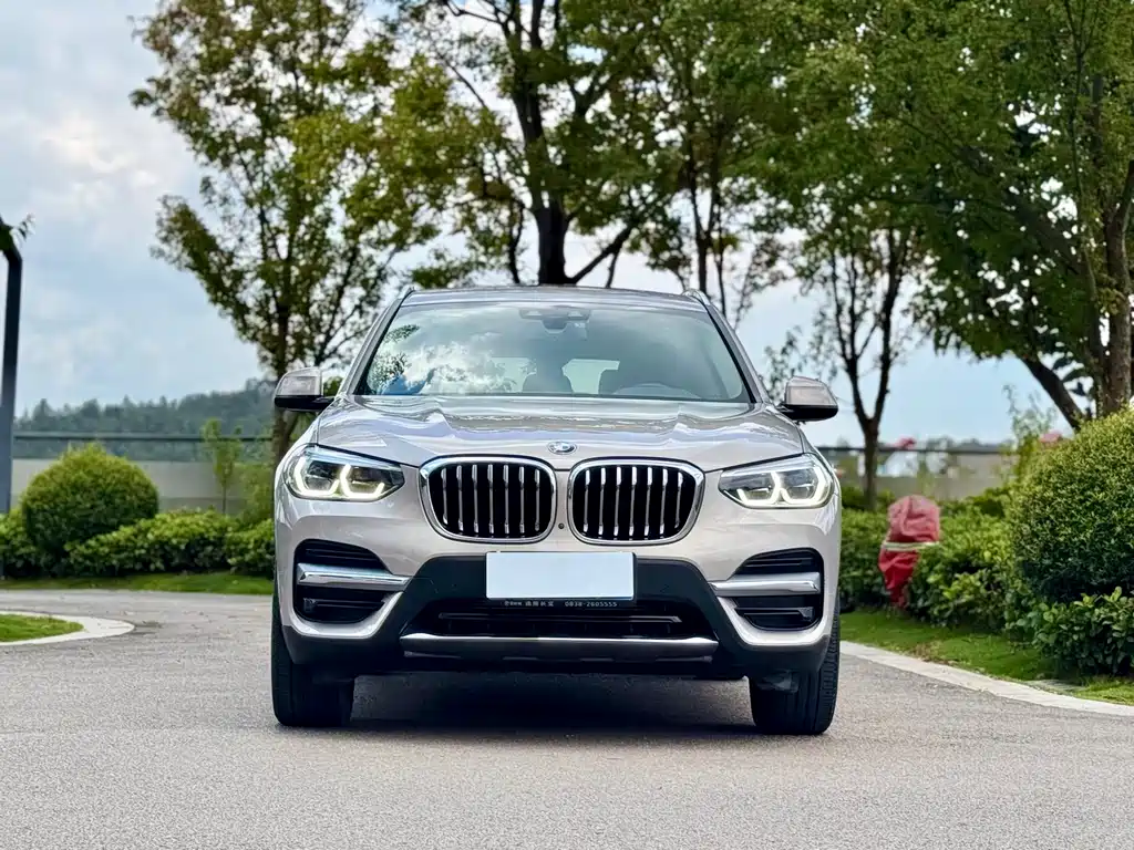 BMW X3 2021 — фото 2