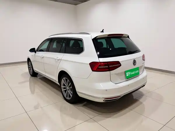 Volkswagen Viloran 2018