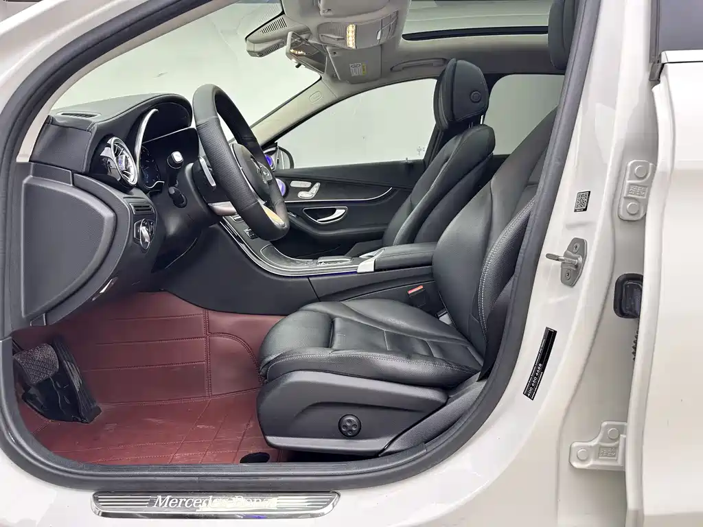 Mercedes-Benz C-Class 2020 — фото 12