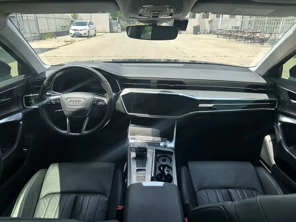 Audi A6L 2021