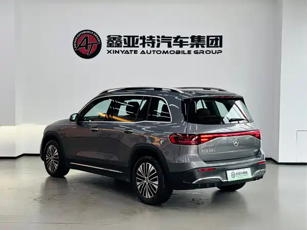 Mercedes-Benz EQB 2026