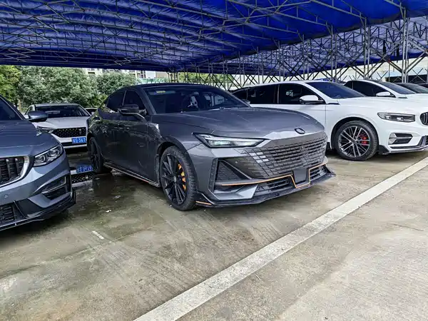 Changan UNI-V 2022