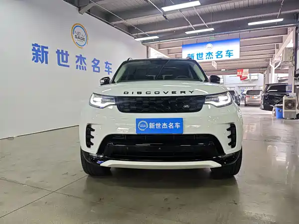 Land Rover Discovery 2024