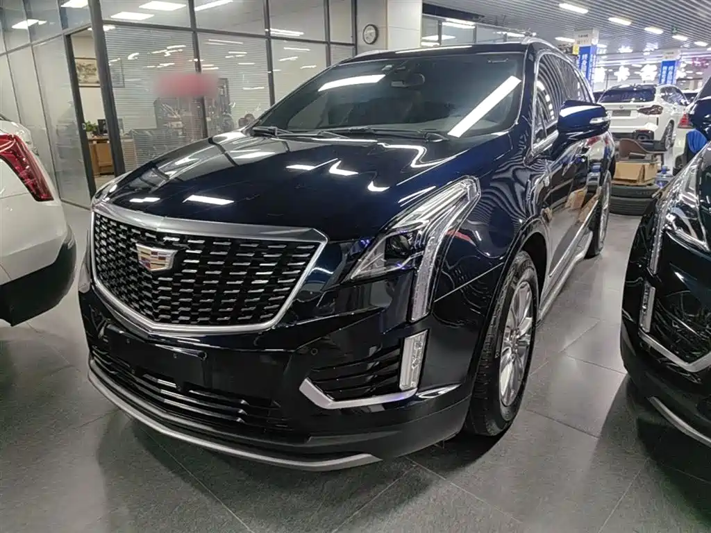 Cadillac XT5 2022 — фото 1