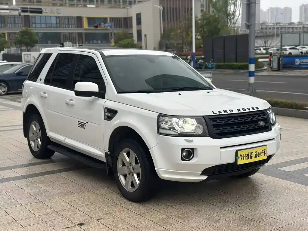 Land Rover Freelander 2 2014 — фото 3