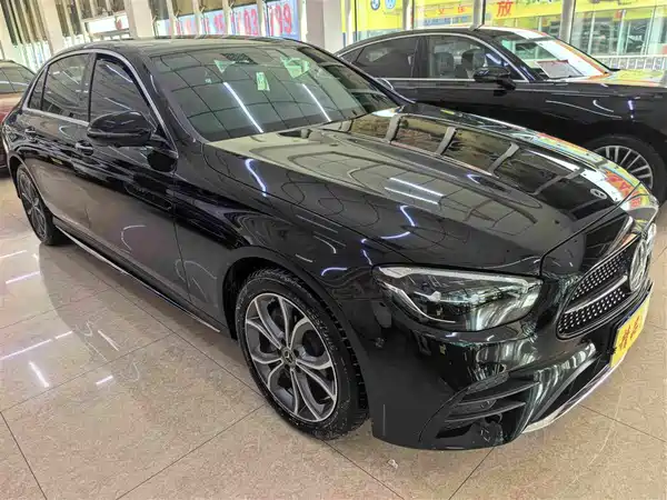 Mercedes-Benz E-Class 2023