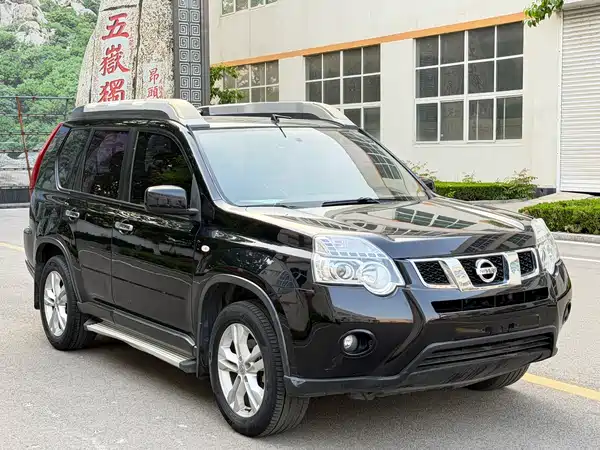 Nissan X-Trail 2012