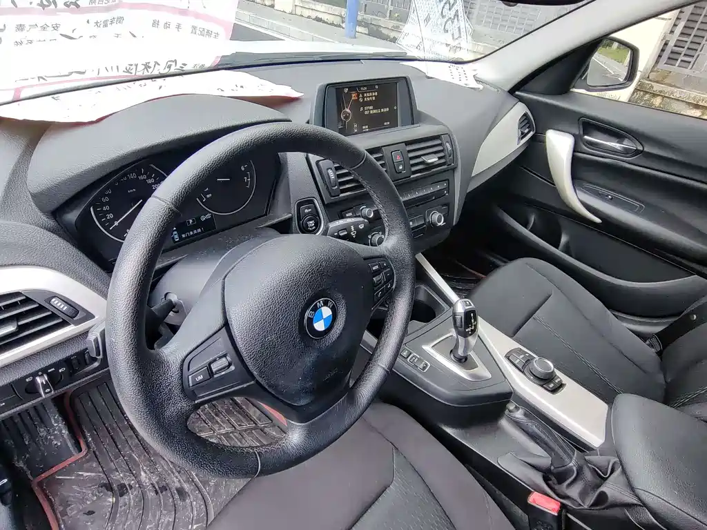 BMW 1 Series 2014 — фото 9