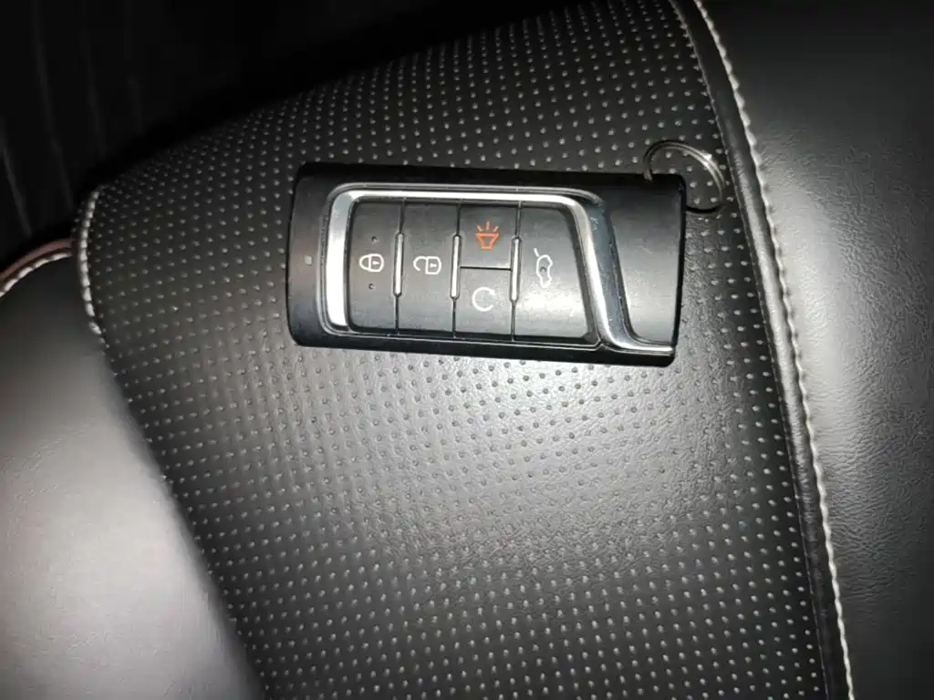 GAC Trumpchi M6 2023 — фото 9