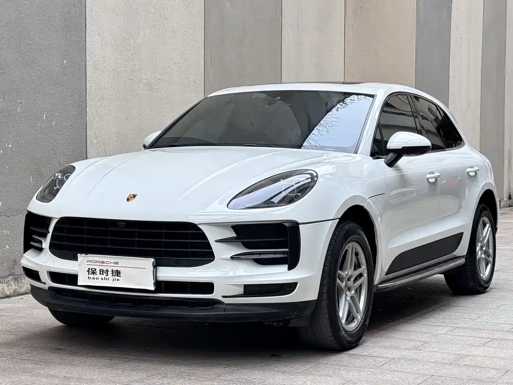 Porsche Macan 2021 — фото 1