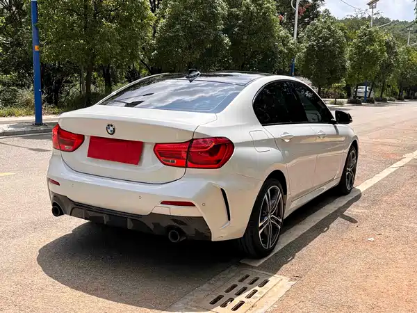 BMW 1 Series 2022