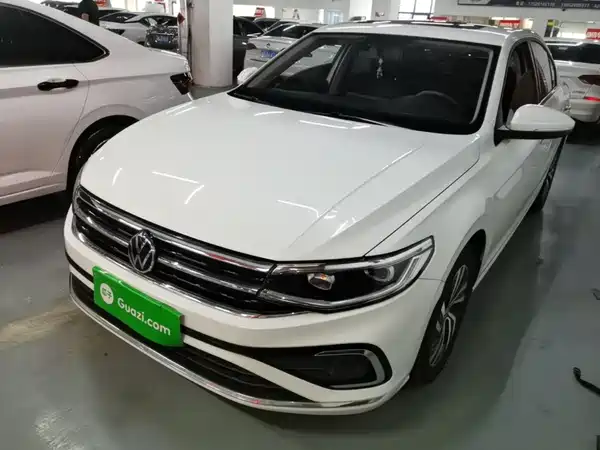 Volkswagen Bora 2023