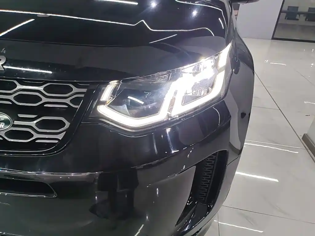 Land Rover Discovery Sport 2020 — фото 24