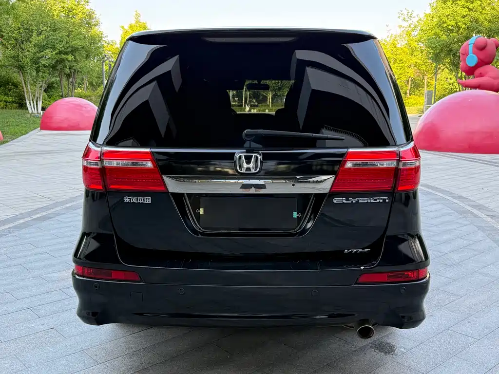 Honda Elysion 2012