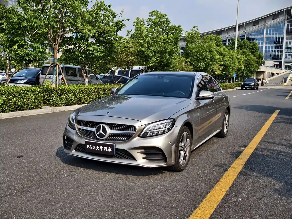 Mercedes-Benz C-Class 2020