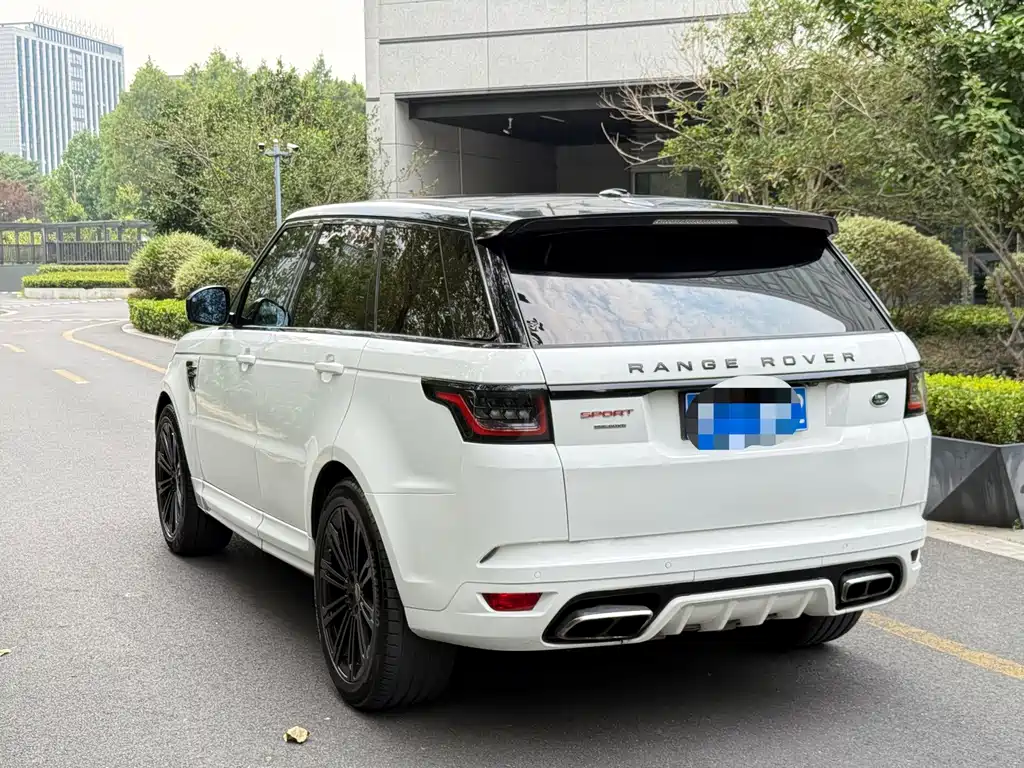 Land Rover Range Rover Sport 2015 — фото 2