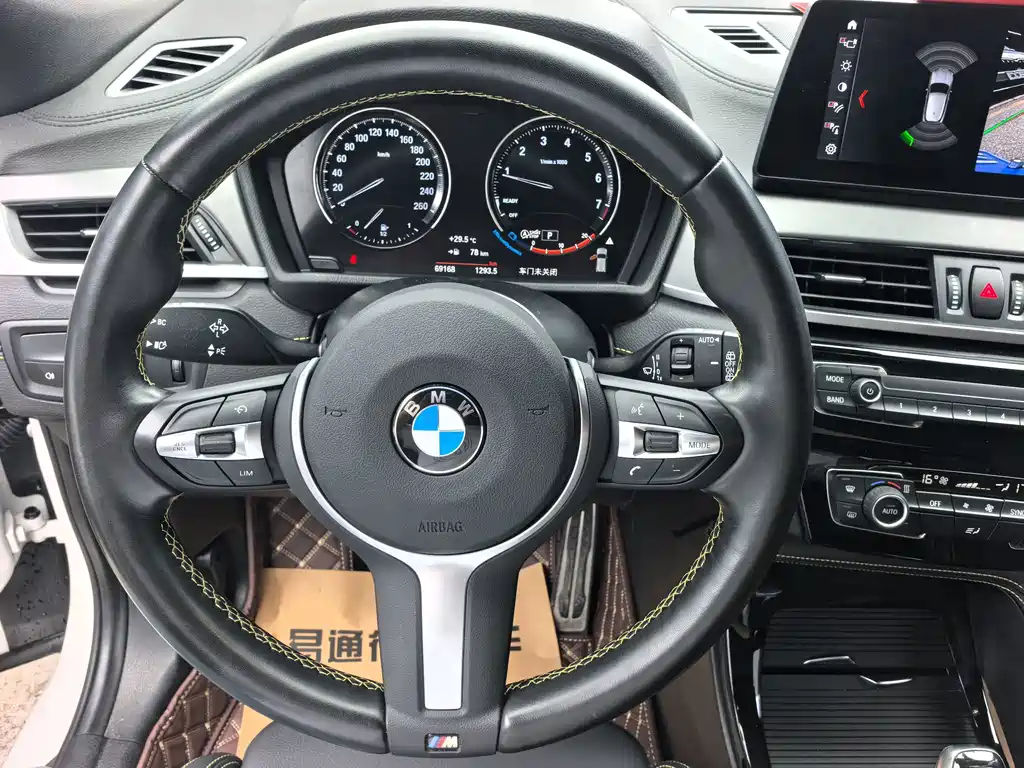 BMW X2 2023 — фото 11