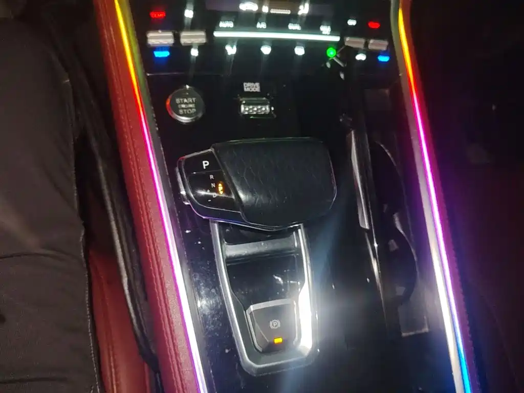 Changan CS85 COUPE 2019 — фото 10