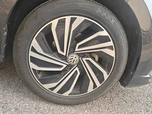 Volkswagen Sagitar 2022