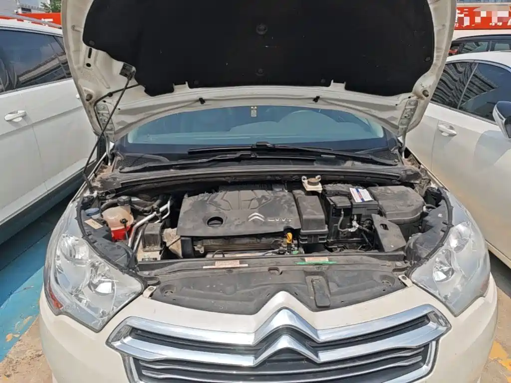 Citroën C4L 2014 — фото 19