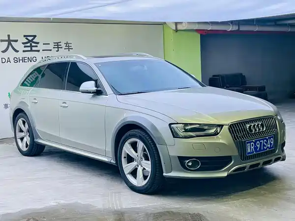 Audi A4 2014