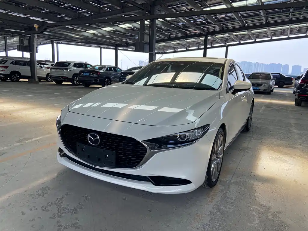 Mazda 3 Axela 2023
