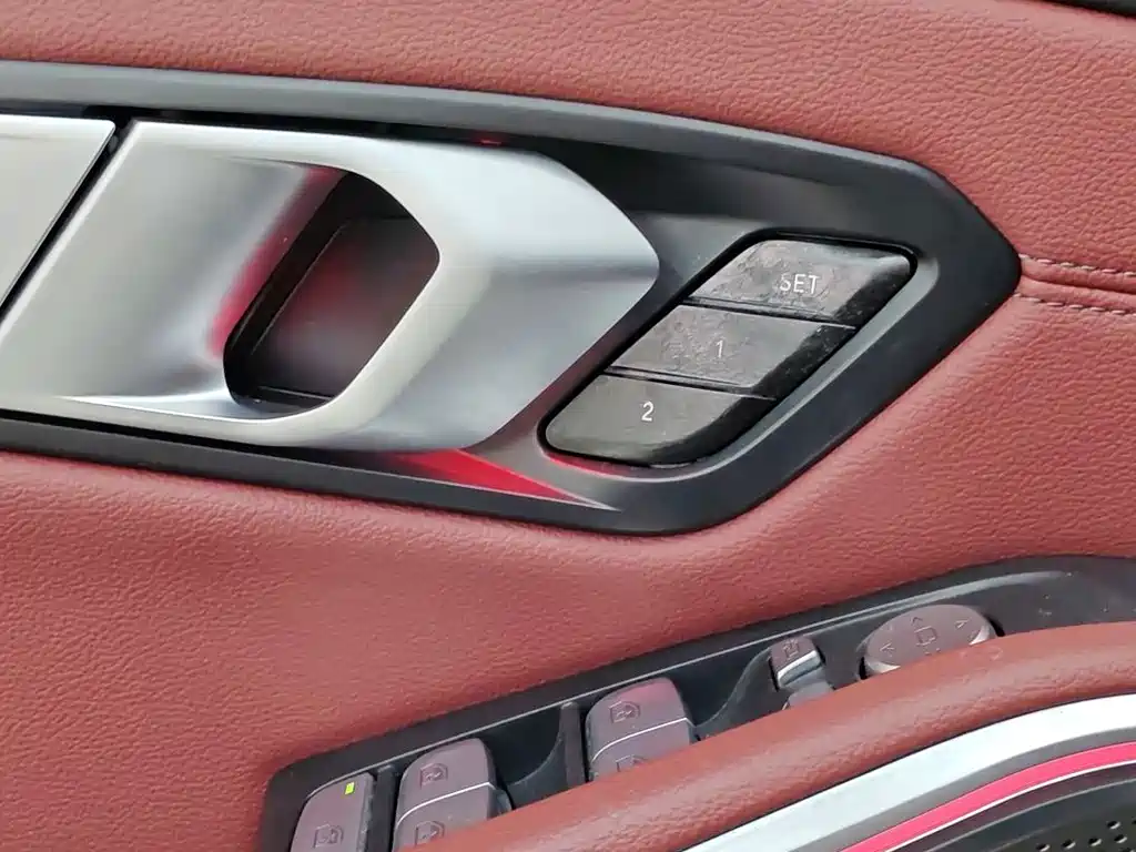BMW 3 Series 2023 — фото 14