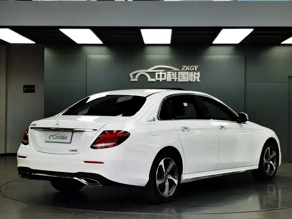 Mercedes-Benz E-Class 2017