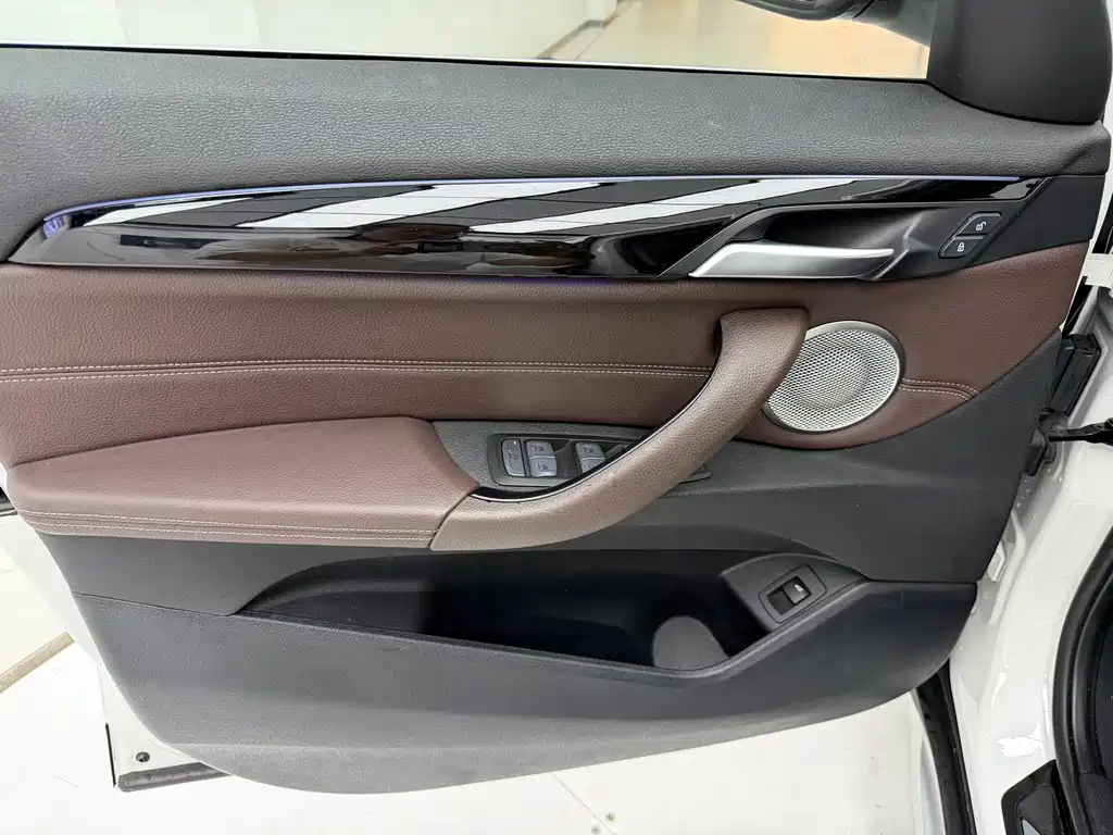 BMW X1 2022 — фото 13