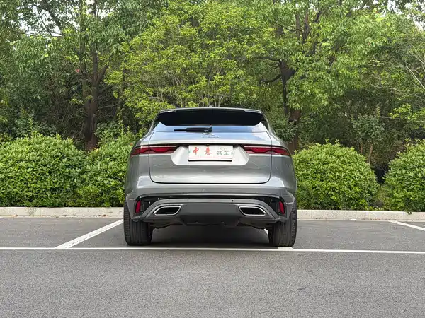 Jaguar F-PACE 2022