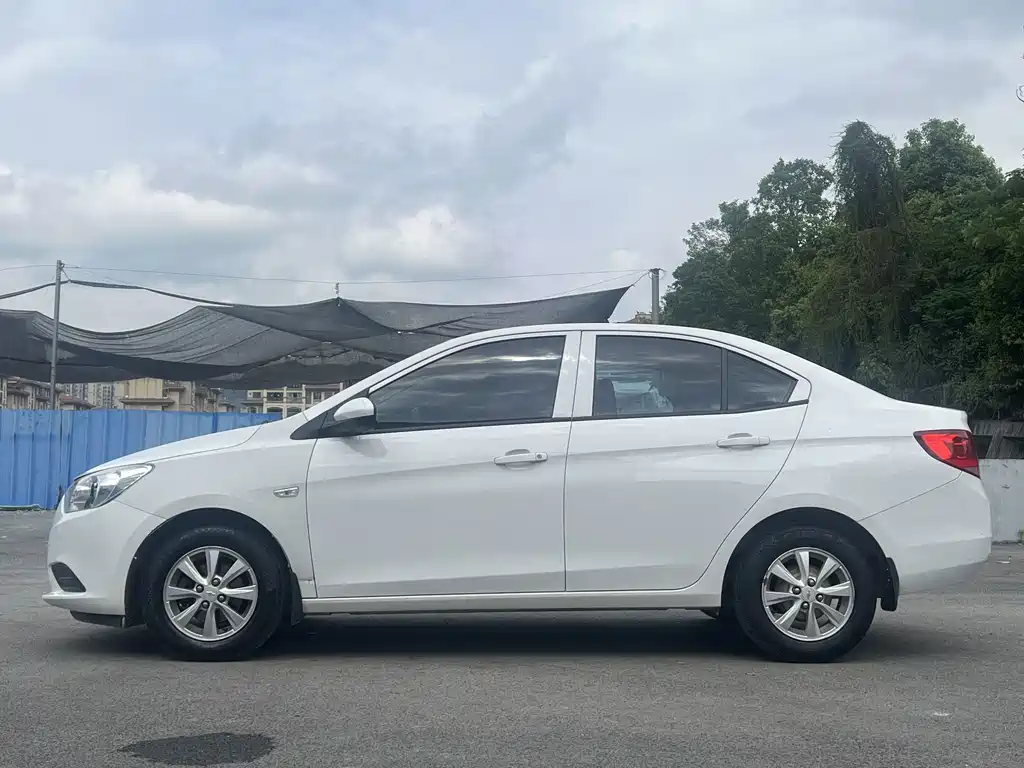 Chevrolet Sail 2016 — фото 12