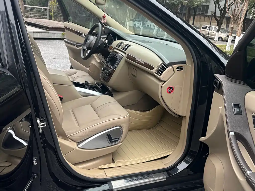 Mercedes-Benz R-Class 2014 — фото 14