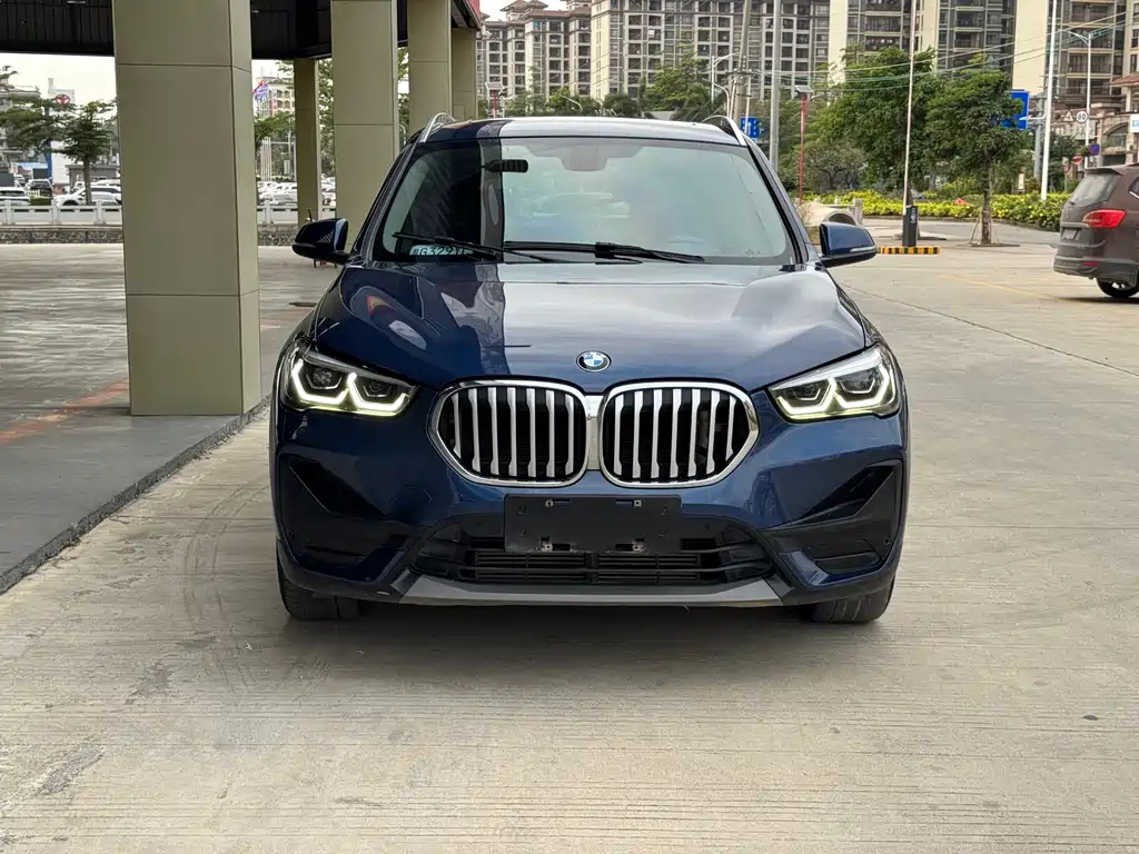 BMW X1 2022 — фото 2